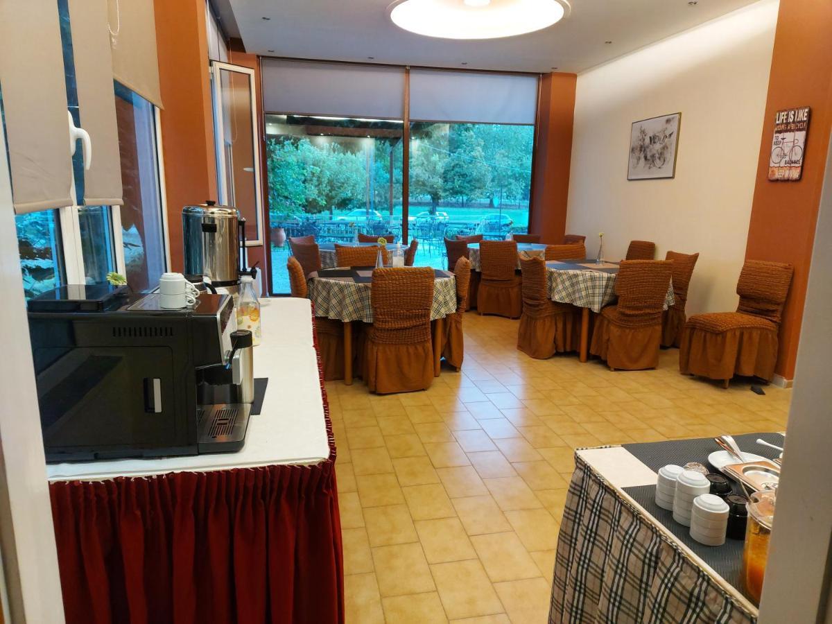 Astron Hotel Loutra Ipatis Exterior photo